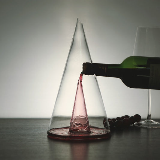 Transparente Weinkaraffe